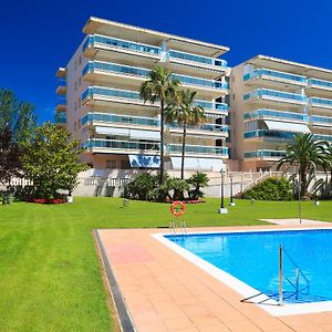 Uhc Village Park Apartments